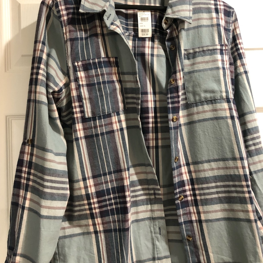 Tilly’s Oversized button down